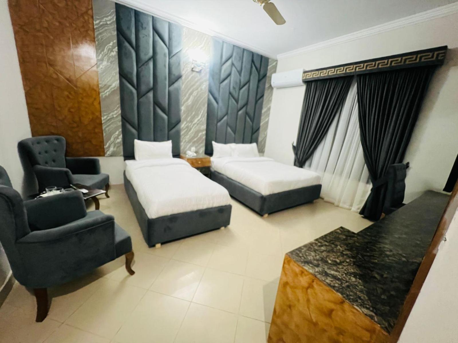 Royal Serena Residency Islamabad Rum bild